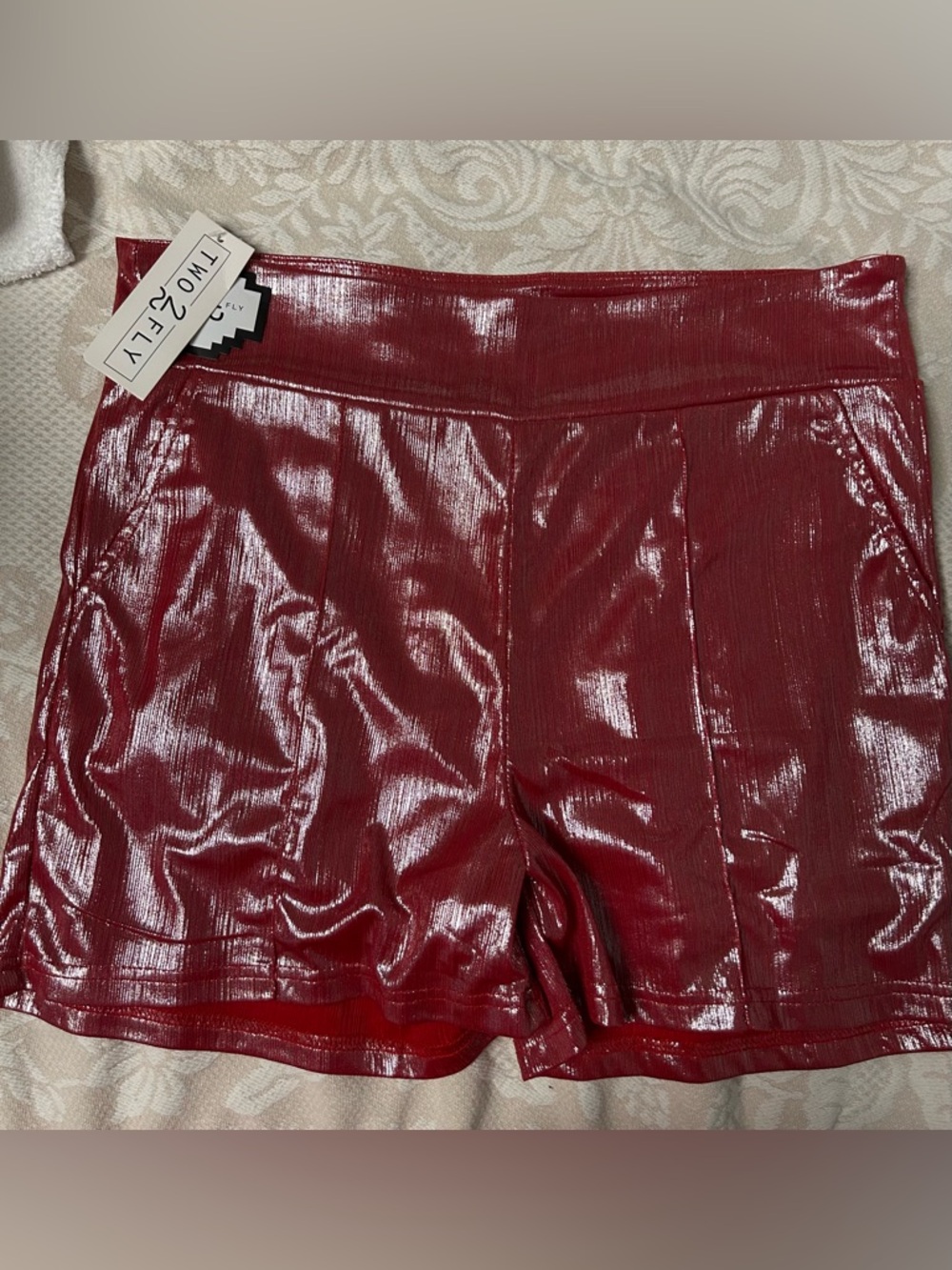 Two2Fly Women's Shiny Burgundy High-Rise Bike Shorts